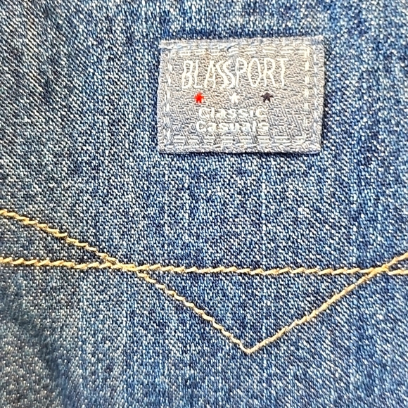 Plus Jeans - Picture 13 of 15